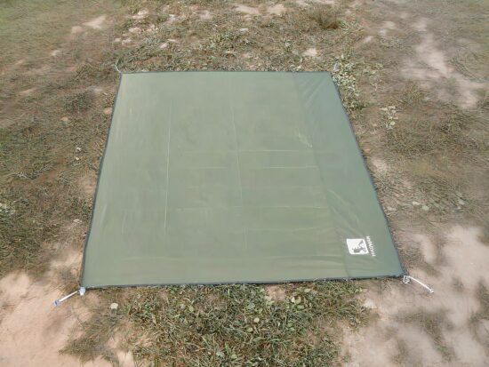 Tapis d'extérieur en tissu multifonctionnel. Bonne qualité et très confortable