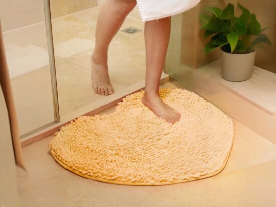 Tapis de bain en forme de cœur