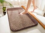 Tapis de bain extra moelleux. Bonne qualité, très pratique et confortable dans une maison
