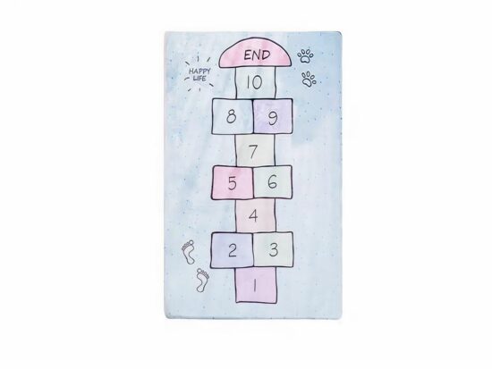 Tapis de chambre fond bleu avec marelle colorée