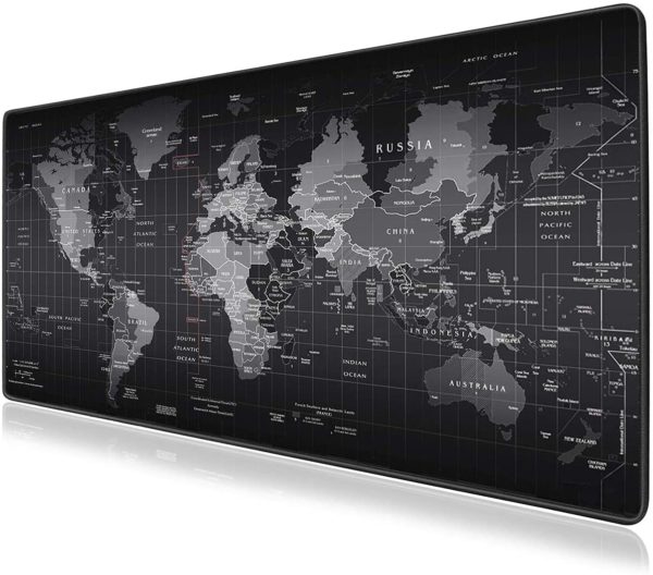 Tapis noir de bureau illustré map monde