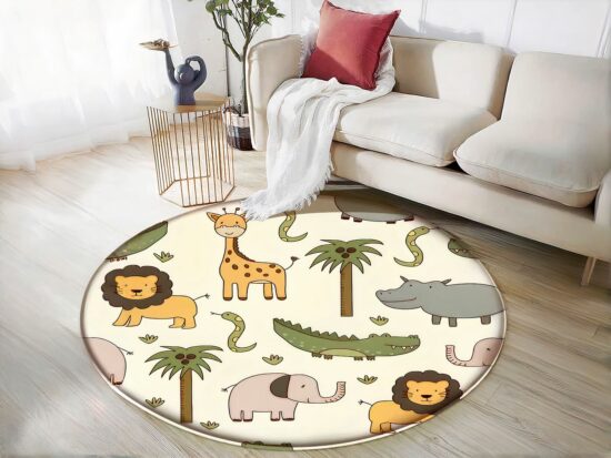 Tapis lion avec animaux de la savane devant canapé blanc dans un sallon