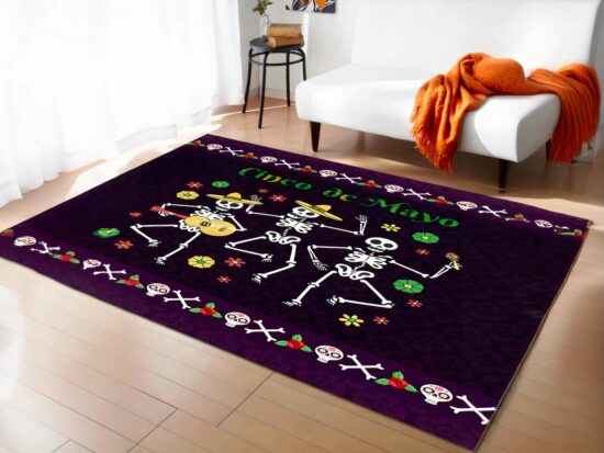 Tapis mexicain cinco de mayo dans un sallon avec canapé blanc