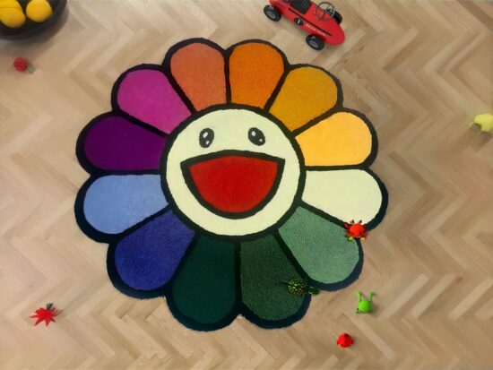 Tapis rond en forme de fleur de soleil arc-en-ciel et petite voiture rouge